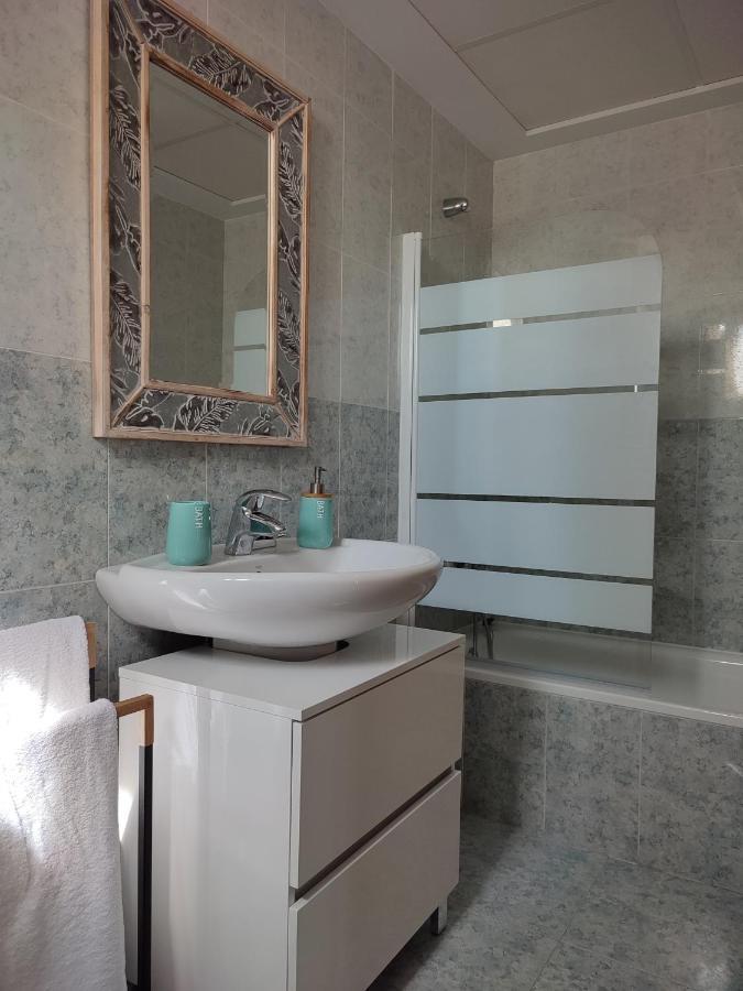 בנידורם Junto Playa Levante Con Terraza Chill-Out-2 Wcs-A Estrenar Gemelos 23 מראה חיצוני תמונה