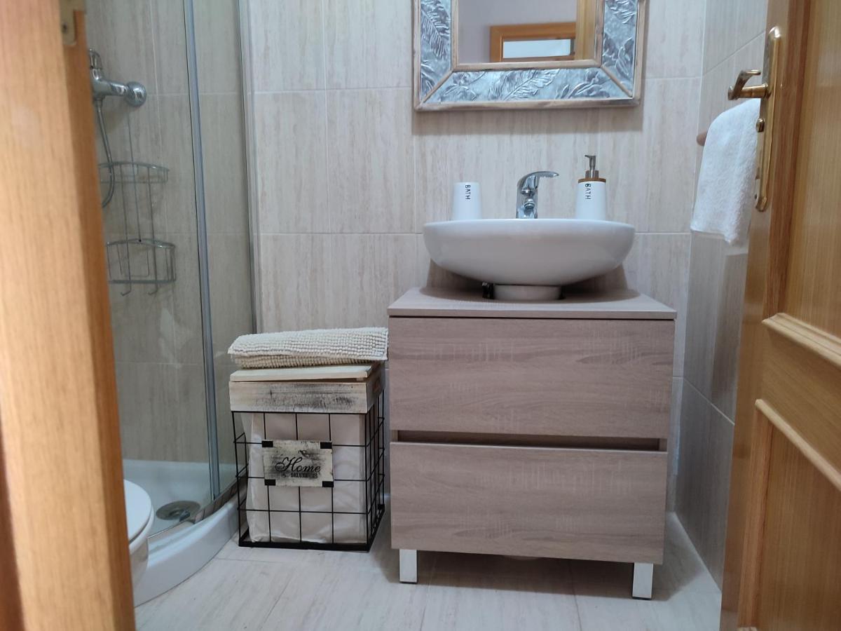בנידורם Junto Playa Levante Con Terraza Chill-Out-2 Wcs-A Estrenar Gemelos 23 מראה חיצוני תמונה