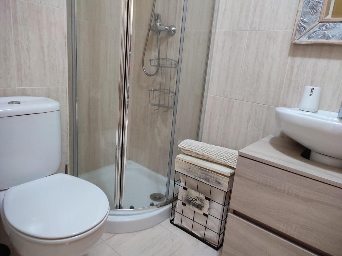 בנידורם Junto Playa Levante Con Terraza Chill-Out-2 Wcs-A Estrenar Gemelos 23 מראה חיצוני תמונה